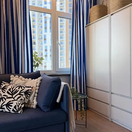 Apartment з паркомісцем і видом на іподром Odesa