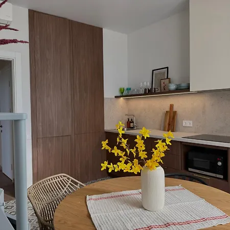 з паркомісцем і видом на іподром Apartment